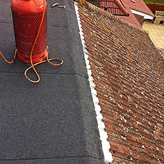 New flat roof flashing